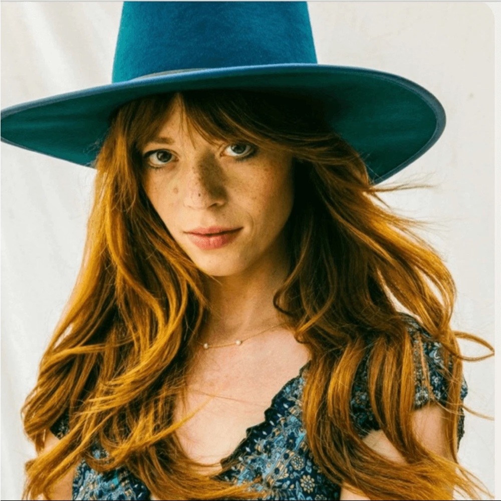 Wyeth teal wool hat
